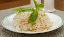 Şehriyeli Pirinç Pilavı Tarifi ve Malzemeleri